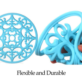 Three carved shapes on ME.FAN trivet add visual interest and grip.