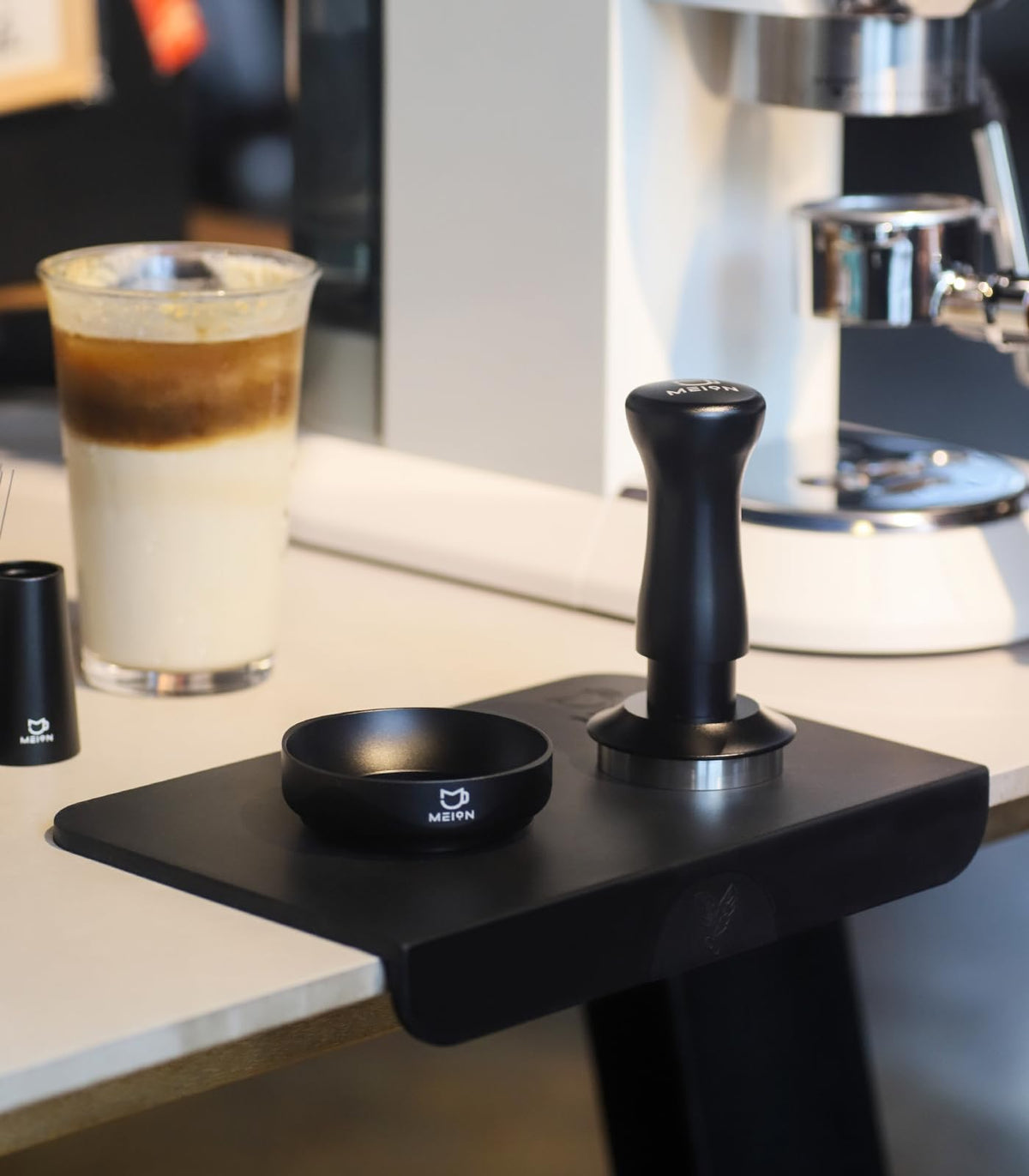 MEION Espresso Tamping Mat is easy to clean under running water.