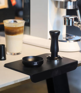 MEION Espresso Tamping Mat is easy to clean under running water.