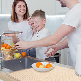 Meirrnyyu under-sink mat doubles as liner and heat-resistant pad