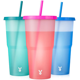 Meoky color-changing cups glow with cold drinks, perfect for festive parties.