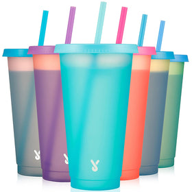 Meoky color-changing cups with lids and straws brighten iced coffee experiences.