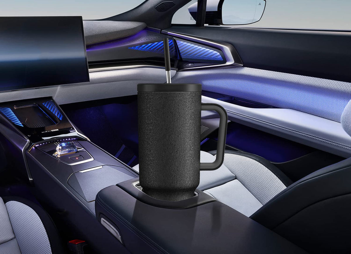 Meoky travel mug fits most cupholders for commutes and workouts.