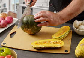 Mercer Renaissance knife full tang demonstrates balanced, comfortable handling