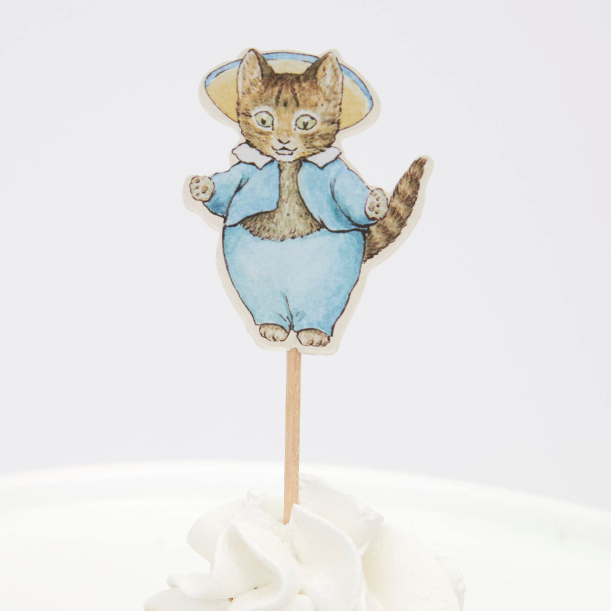 Meri Meri Peter Rabbit picks design 5 features peeking characters for kid snacks.