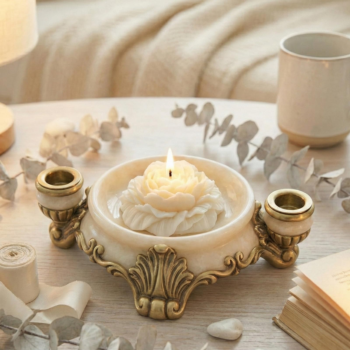 MHSMHL Floral-shaped candle adds ambiance to bridal nights