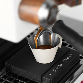 MHW-3BOMBER LED display offers clear readouts during brewing