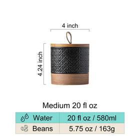Miamolo wooden lid close-up shows airtight seal for freshness.