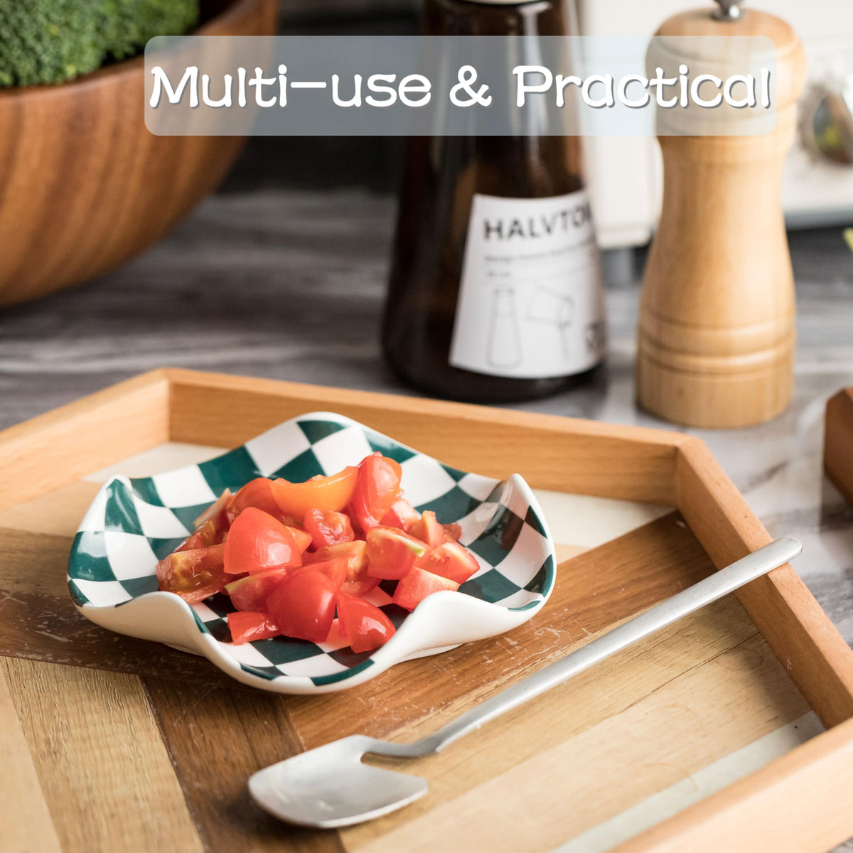 Miamolo spoon rest presented as a thoughtful housewarming gift