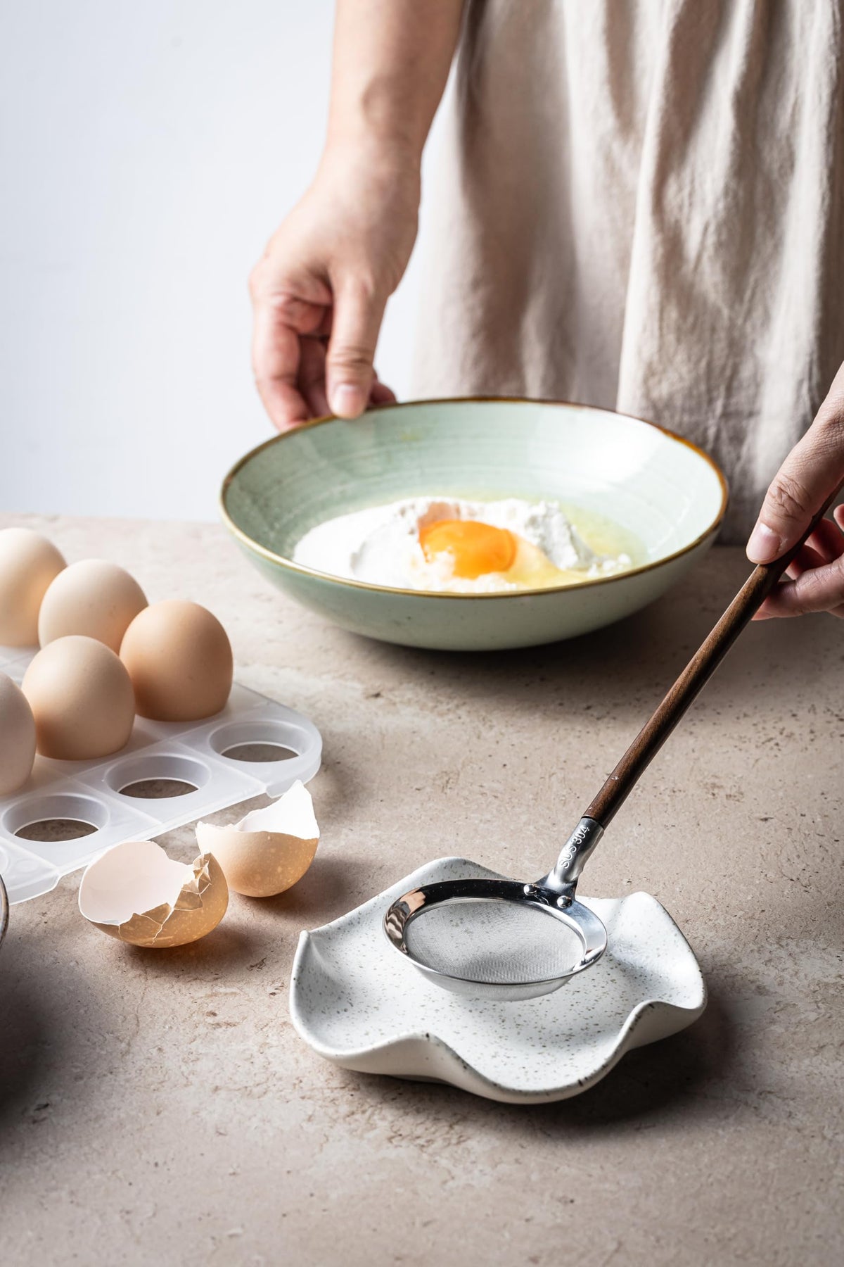 Miamolo spoon rest makes a thoughtful housewarming gift