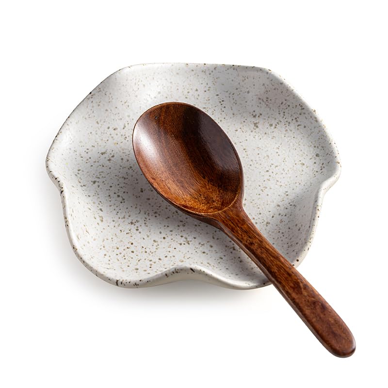 Miamolo spoon rest with speckled floral design keeps counters clean and stylish