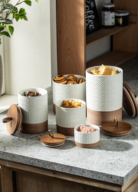 Stackable Miamolo jars saving space in a cabinet