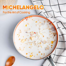Michelangelo copper saucepan surface resists scratches for easy cleaning and long-lasting shine.