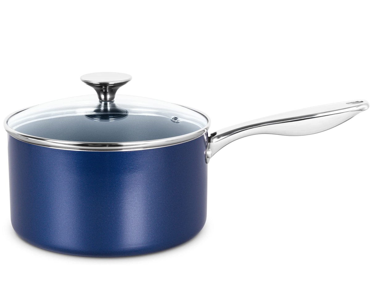 Michelangelo saucepan with durable base heats quickly and evenly.