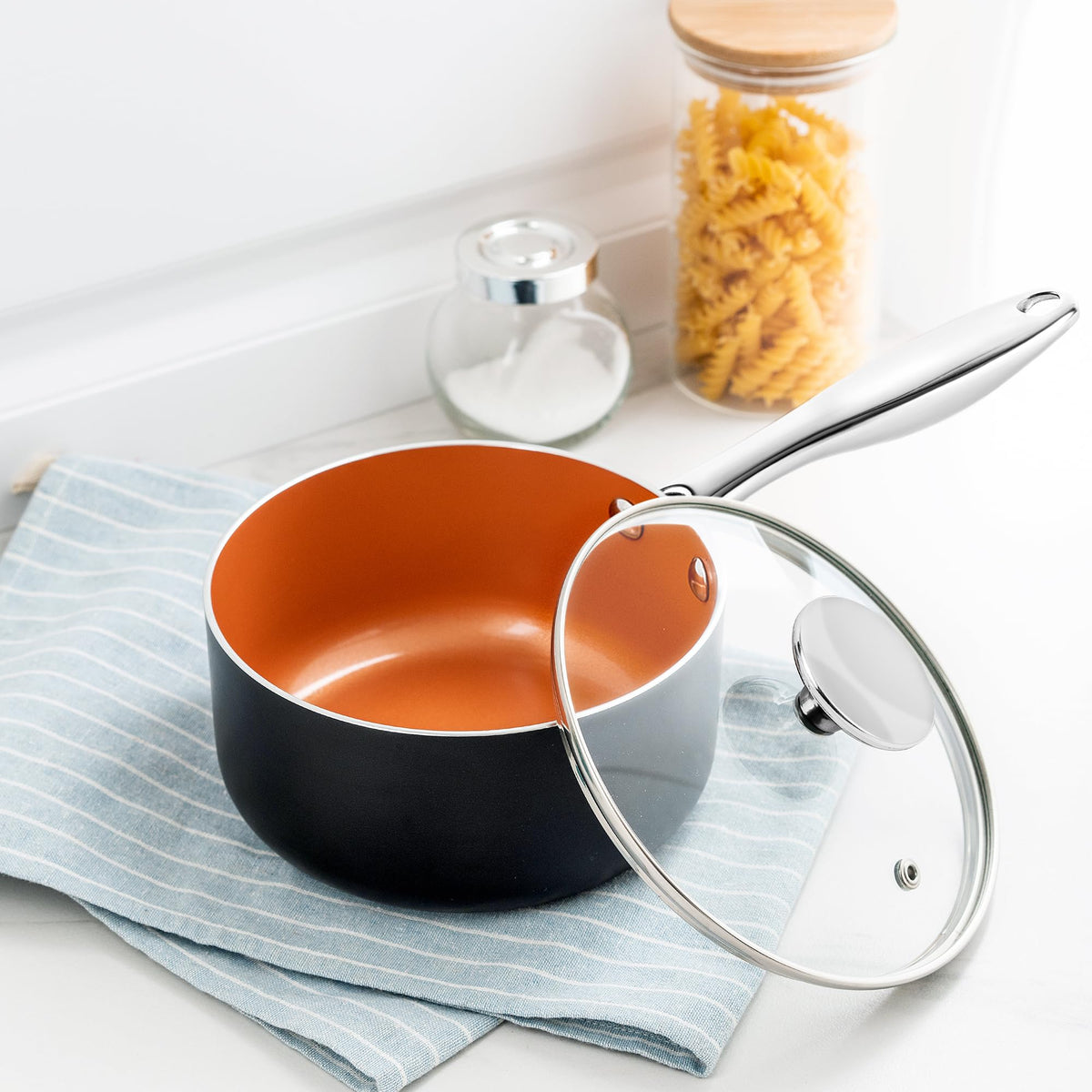 MICHELANGELO stay cool handle supports safe stove to oven transitions.