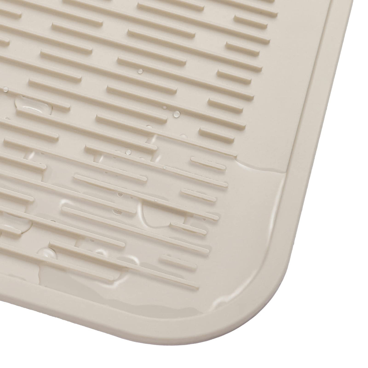 MicoYang eco-friendly silicone mat protects surfaces during food prep.