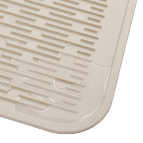 MicoYang eco-friendly silicone mat protects surfaces during food prep.