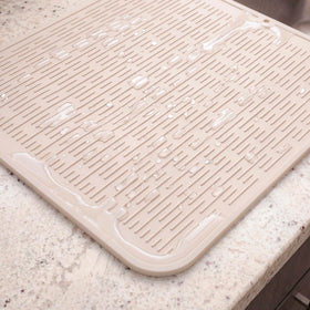 MicoYang multipurpose mat serves as liner and drying surface