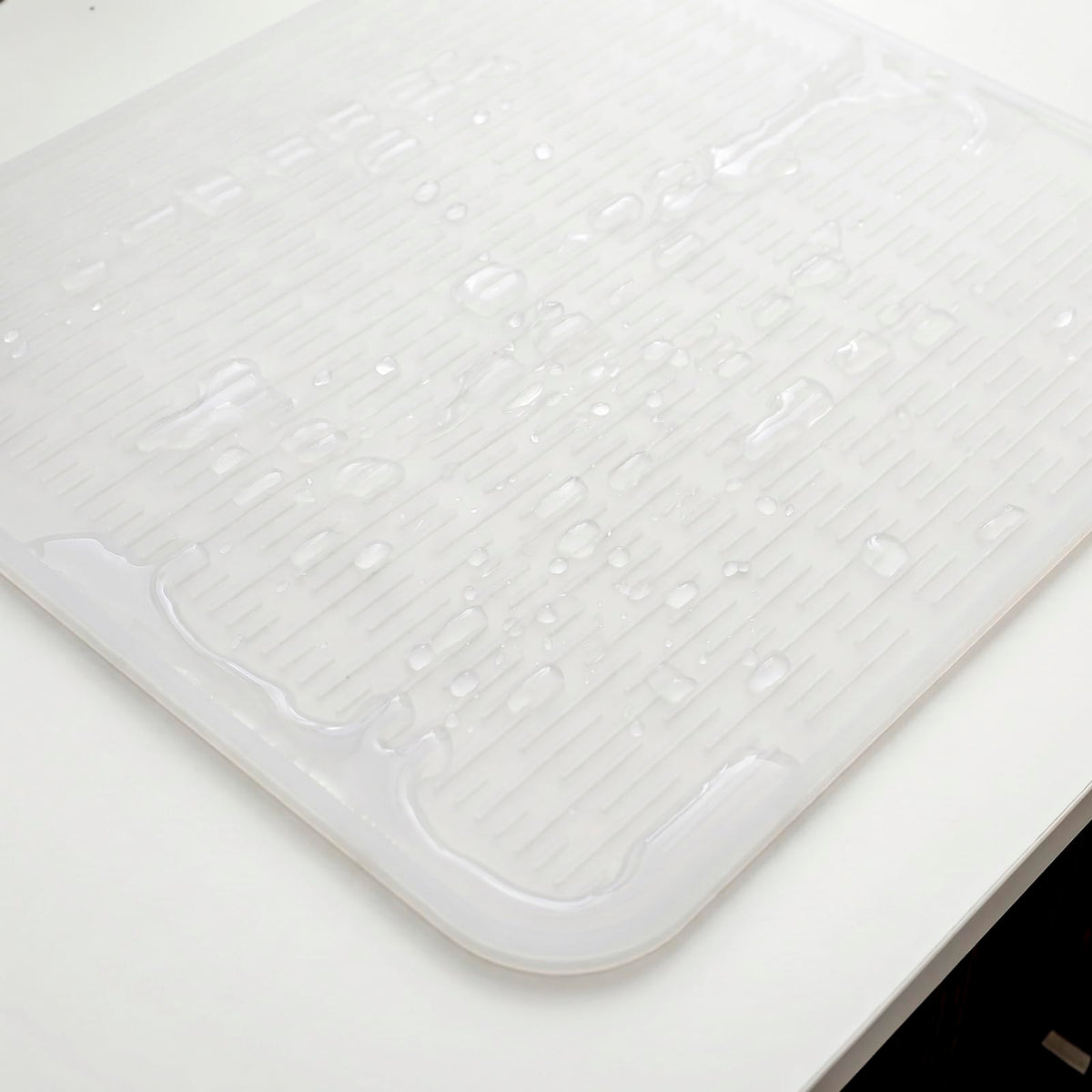 Translucent XL mat fits large counters for everyday kitchen tasks.