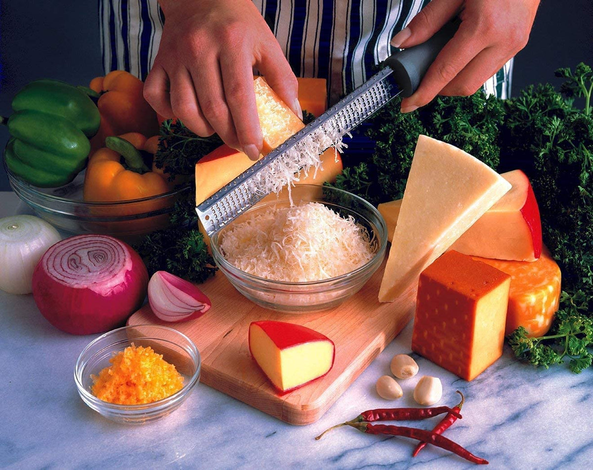 Microplane Classic Zester Black compact design for small kitchens