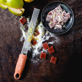 Microplane Premium Nutmeg Grater Cinnamon shavings finish baked goods
