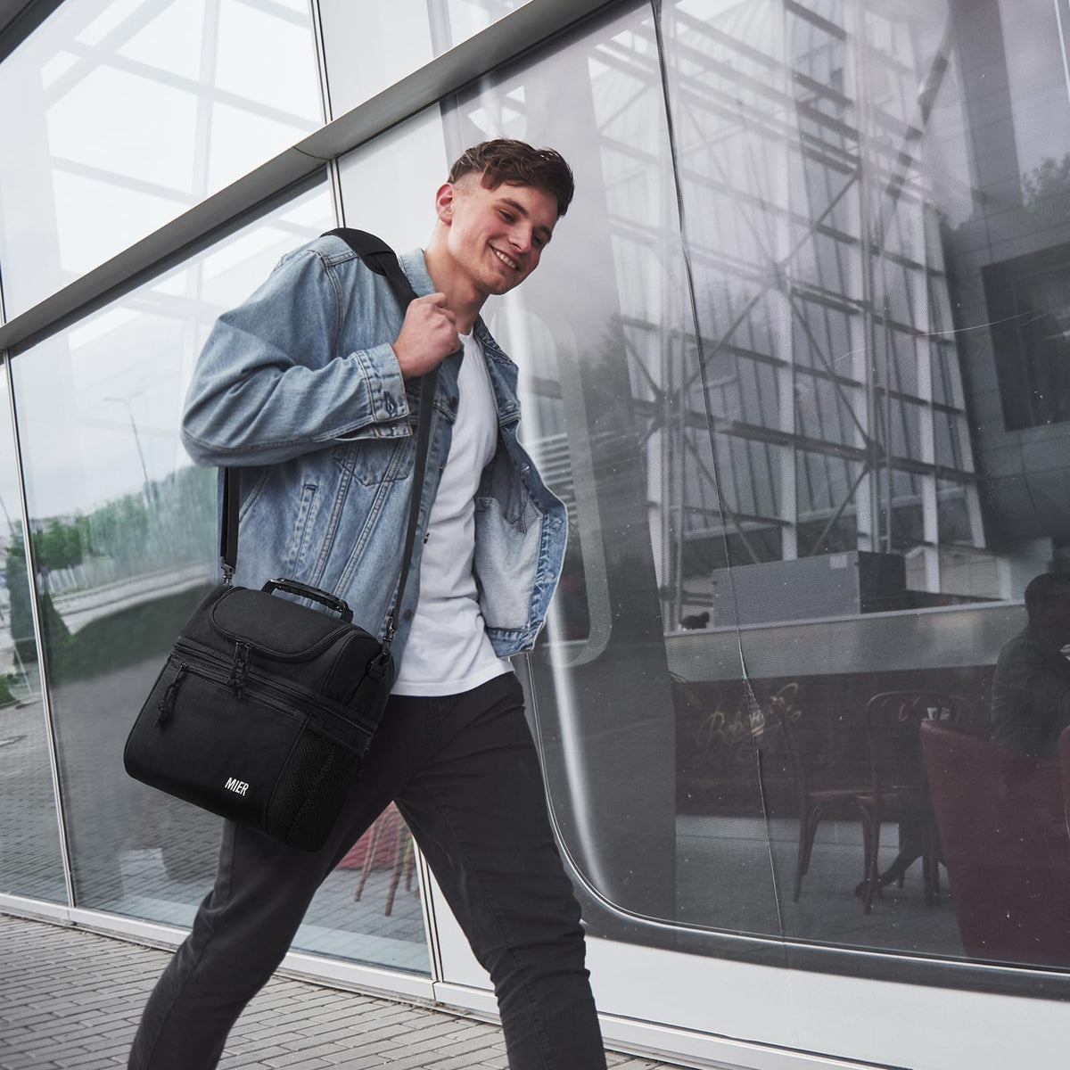 MIER back ID pocket keeps your card visible and handy.