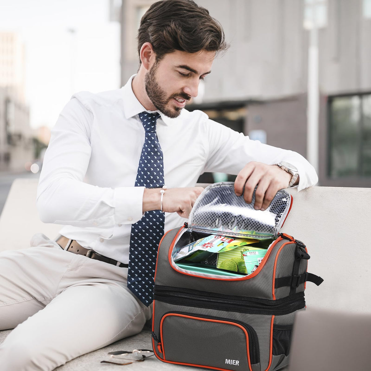 MIER insulated cooler bag maintains temperature for hours on the go