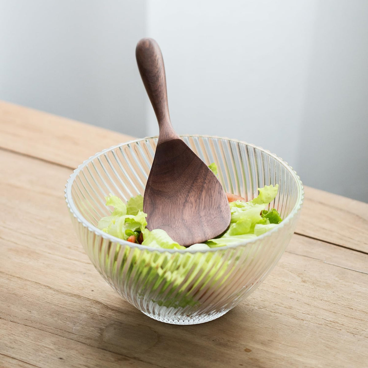 MIGAKU HOME easy-clean-surface design for quick rinsing and drying