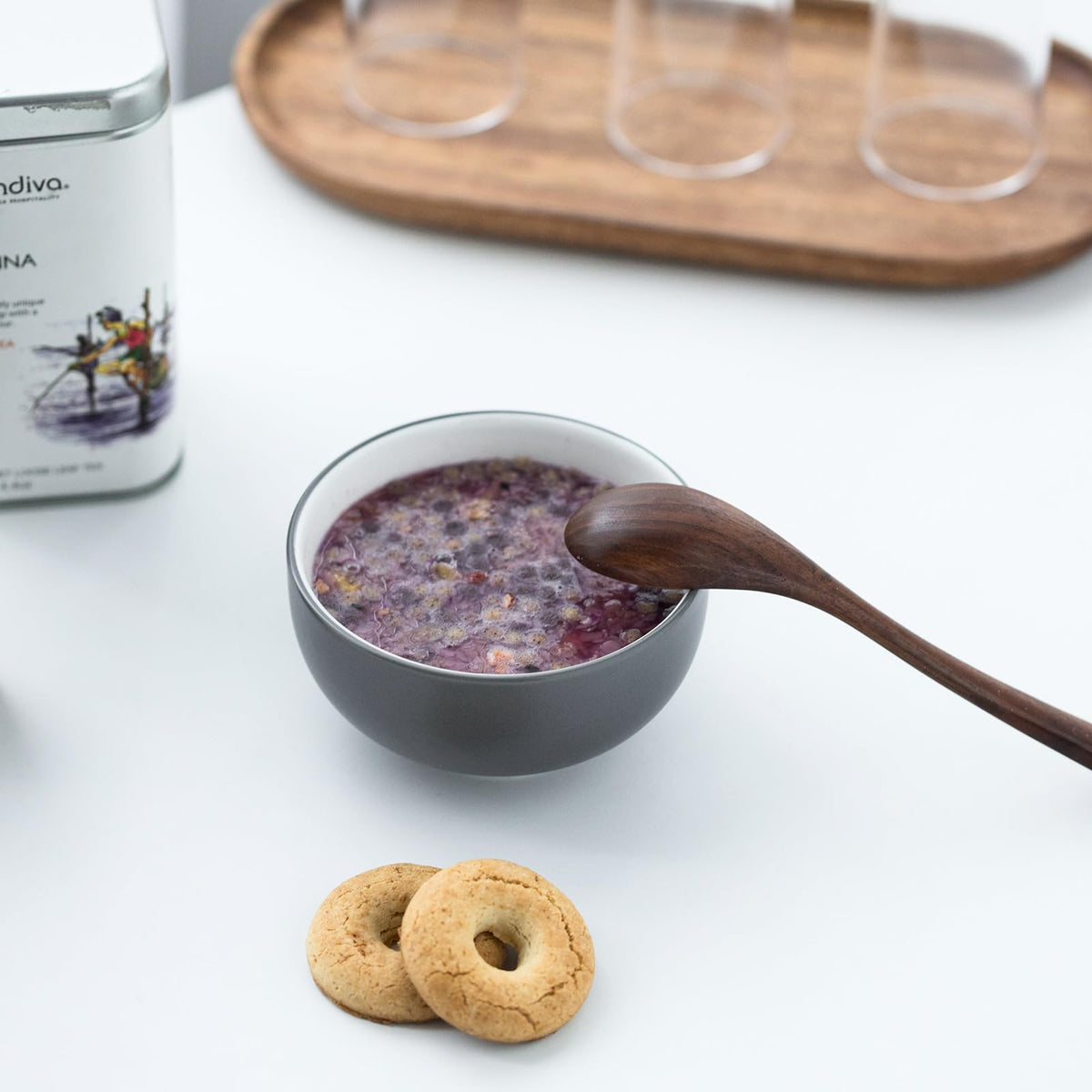 MIGAKU HOME spoons handling hot soup without scratching delicate bowls.