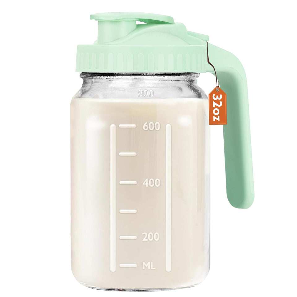 Mihlapi 32 oz mason jar pitcher with lid featuring leak-proof design for transport and storage.
