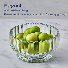 Mikasa Estate crystal bowl with ridge pattern, elevating table presentation