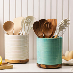 MIKIGEY rotatable wooden base adds stable rotation for convenient access.