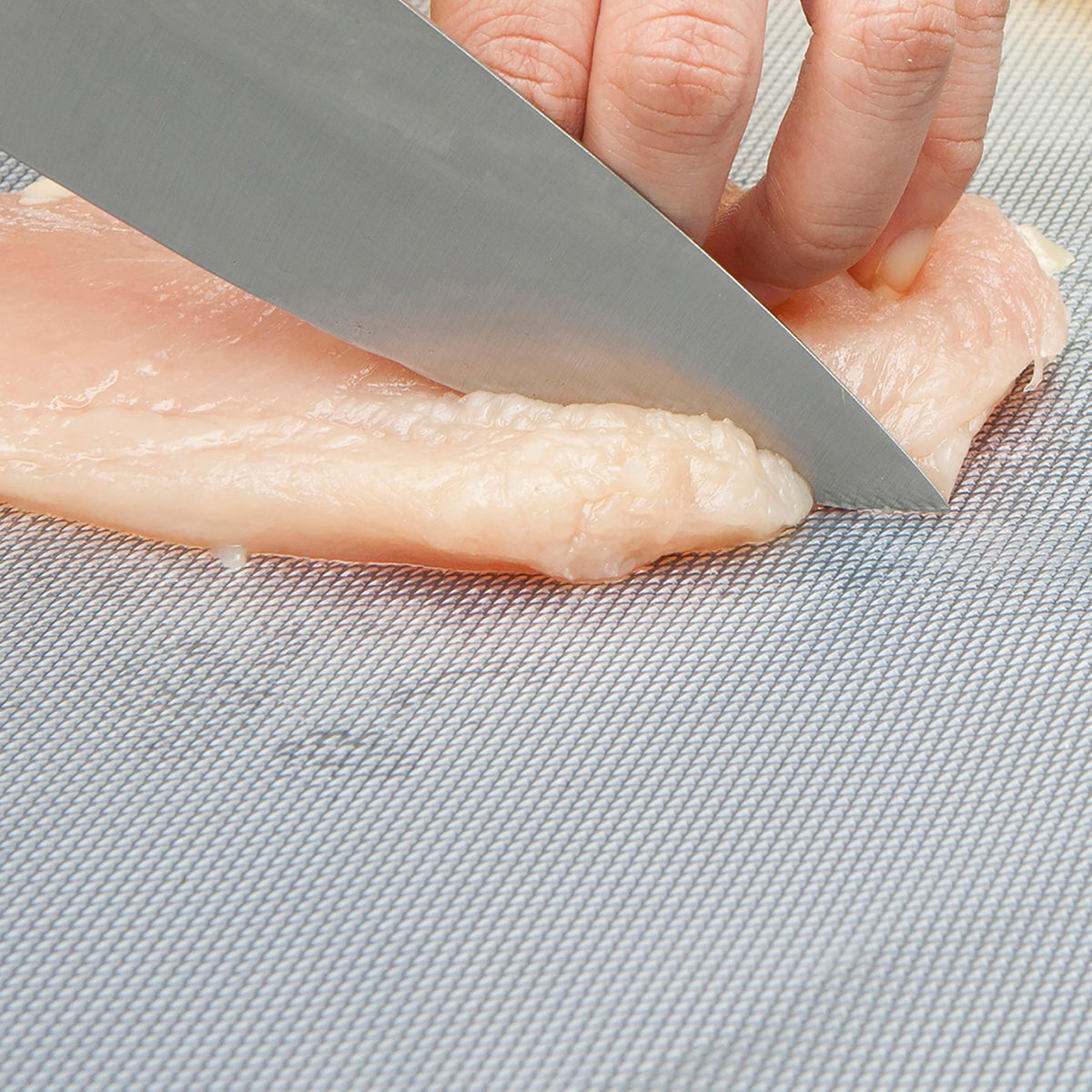 Mind Reader EZ Board ideal for camping, picnics, boats, and outdoor cooking.