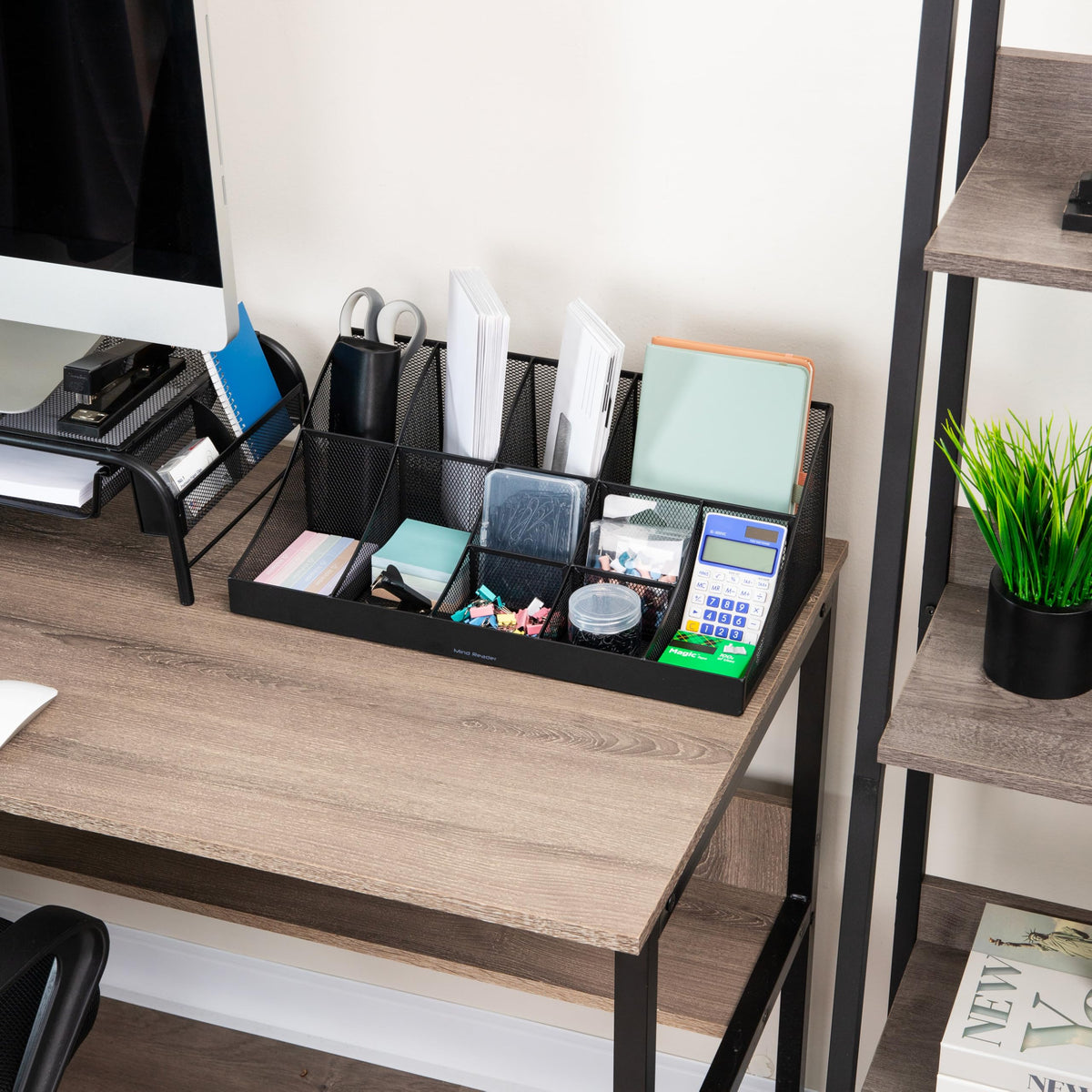 Mind Reader fully assembled for immediate use in busy spaces.