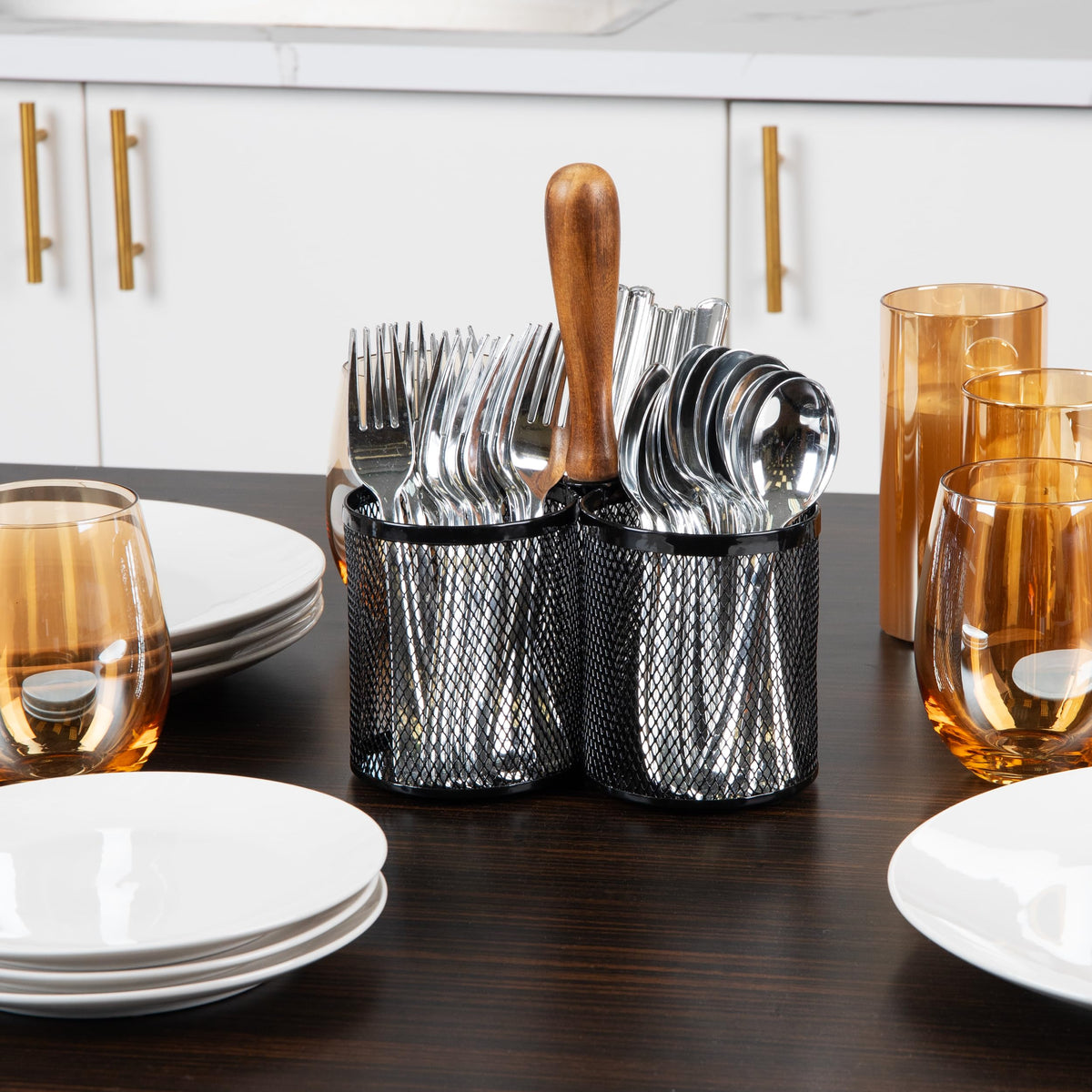 Mind Reader kitchen breakroom caddy keeps utensils organized in shared spaces.
