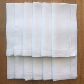 Minhcraft close-up of ladder hemstitch and crisp edge on napkin.