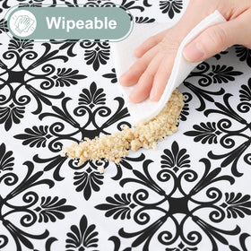 Misaya non-slip design keeps the cloth in place on windy outdoor tables.