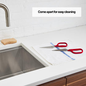 Misen blades detach for thorough cleaning and maintenance.