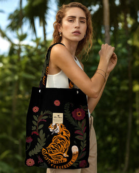 Miss Adola tote inner pocket helps organize keys and phone