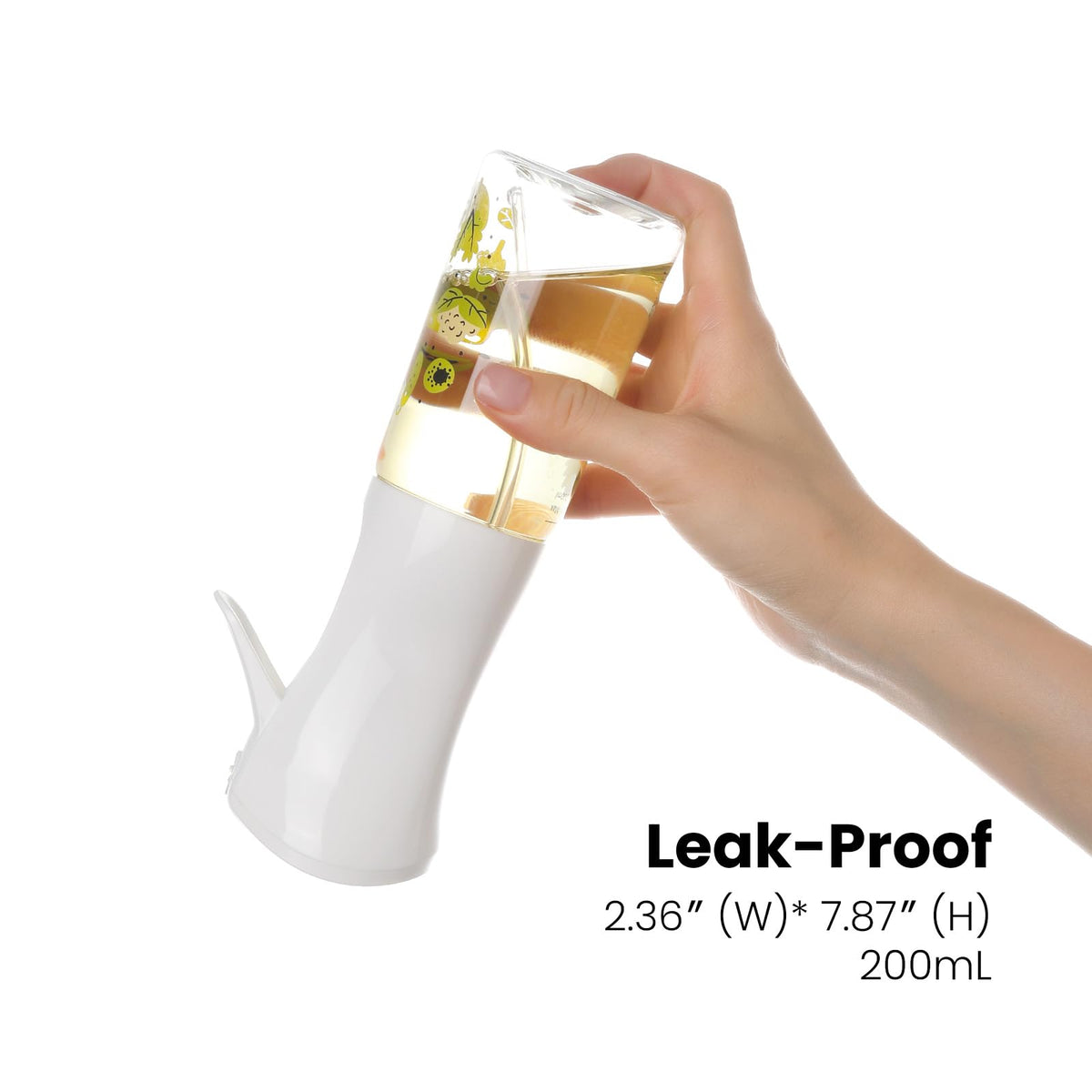 Mistifi Oliver Oil Sprayer – nozzle detail shows fan-shaped mist for even coverage.
