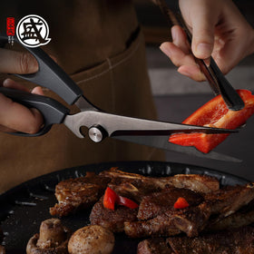 MITSUMOTO SAKARI long blade enables precise meat cutting and cleaner slices.