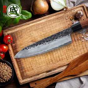 MITSUMOTO SAKARI sandalwood box protects the knife when stored