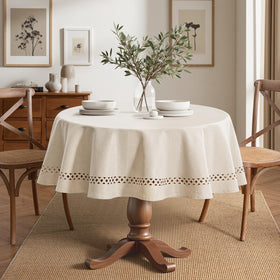 MIULEE round tablecloth showcases stain resistant and waterproof benefits during gatherings