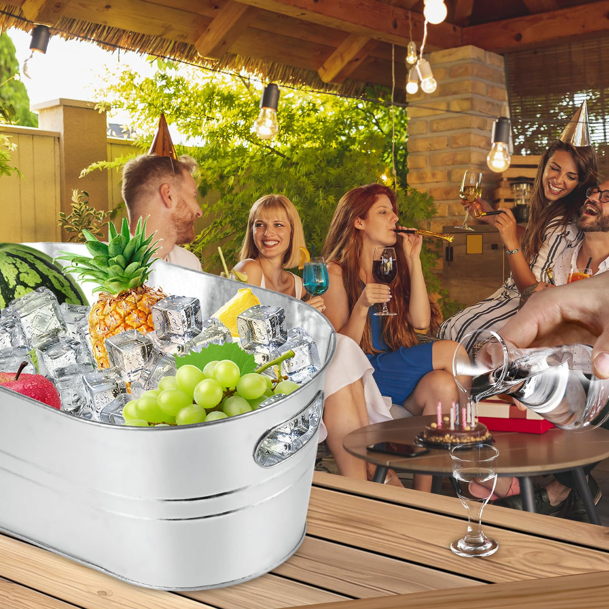 MIVIDE indoor-outdoor ready ice bucket suitable for many venues.