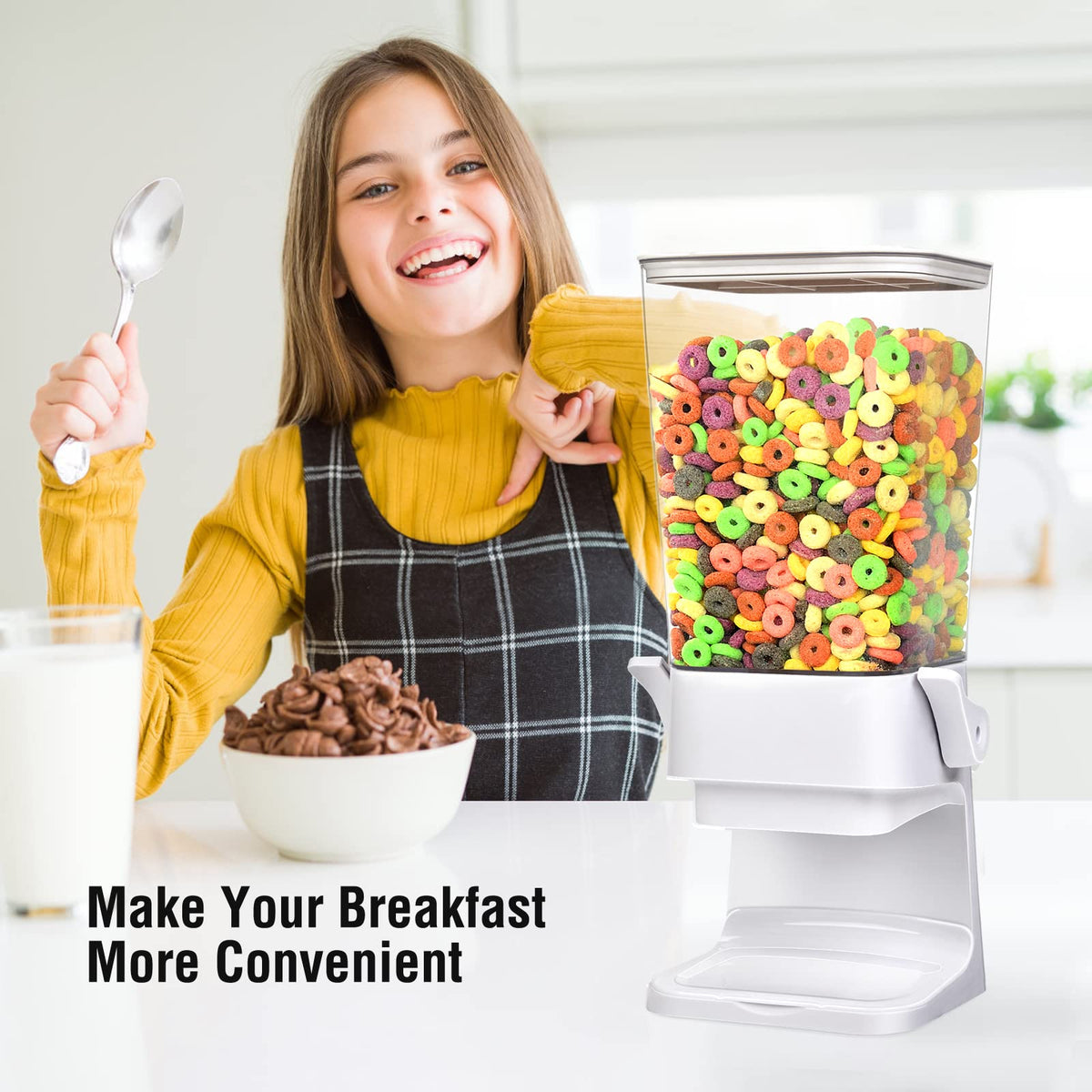 Mivvosakuki 5.5qt cereal container showing large capacity for cereals and granola
