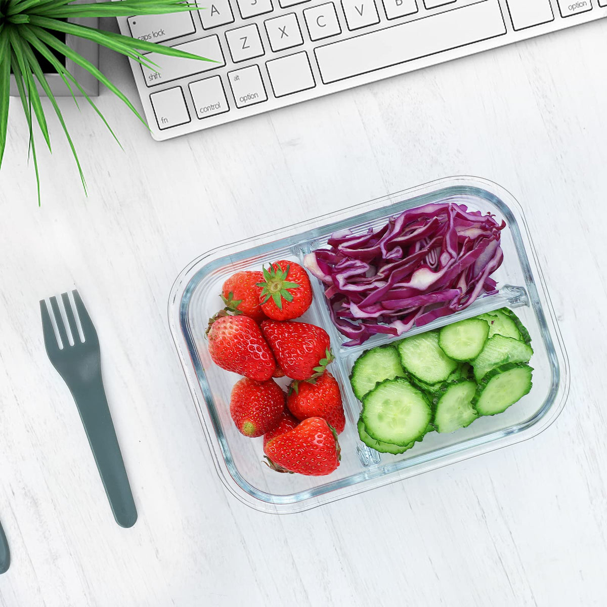 M MCIRCO oven and microwave-safe glass storage for reheating leftovers.
