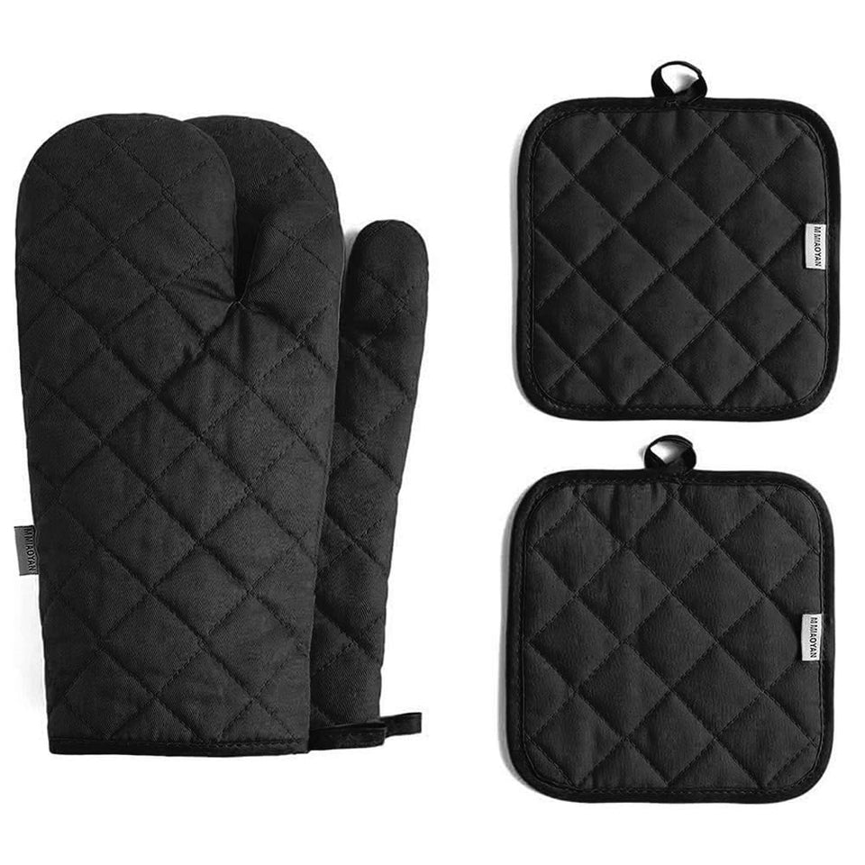 MMIAOYAN oven mitt with heat resistance up to 500°F for safe handling