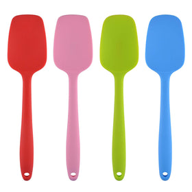 MOACC spatulas withstand heat up to 500°F for hot sauces and batters
