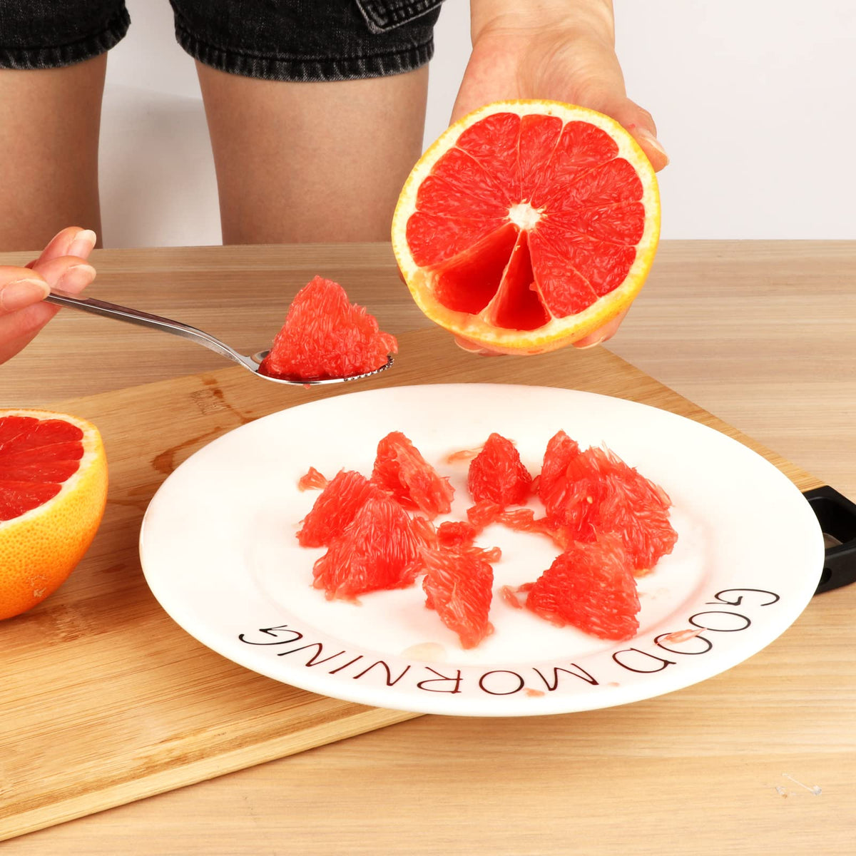 ModaSin spoons enable gentle baby purée preparation