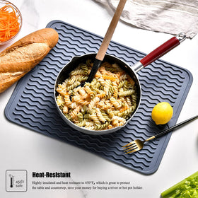 MODENGKONGJIAN raised stripe design promotes fast drainage for tidy counters.